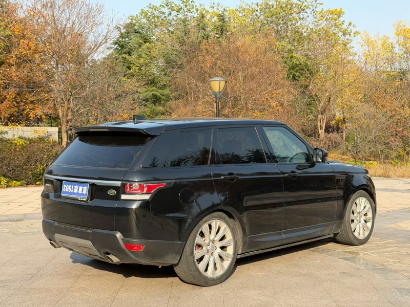 青岛17年路虎揽胜运动5