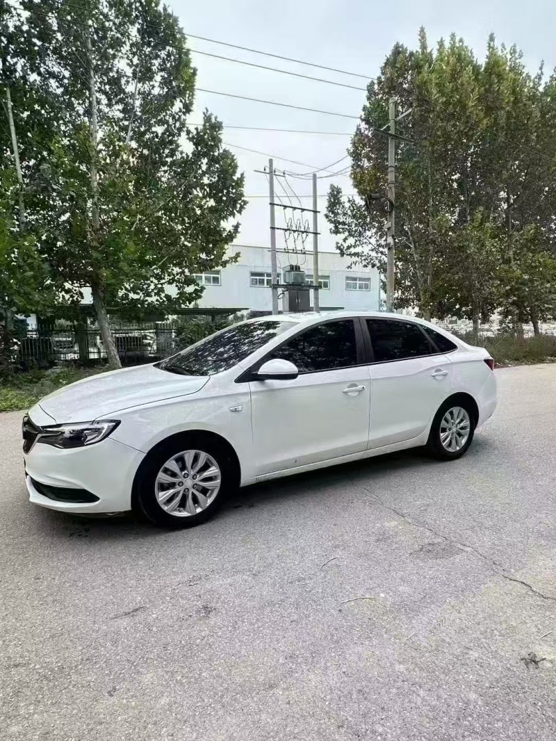 菏泽20年别克英朗2