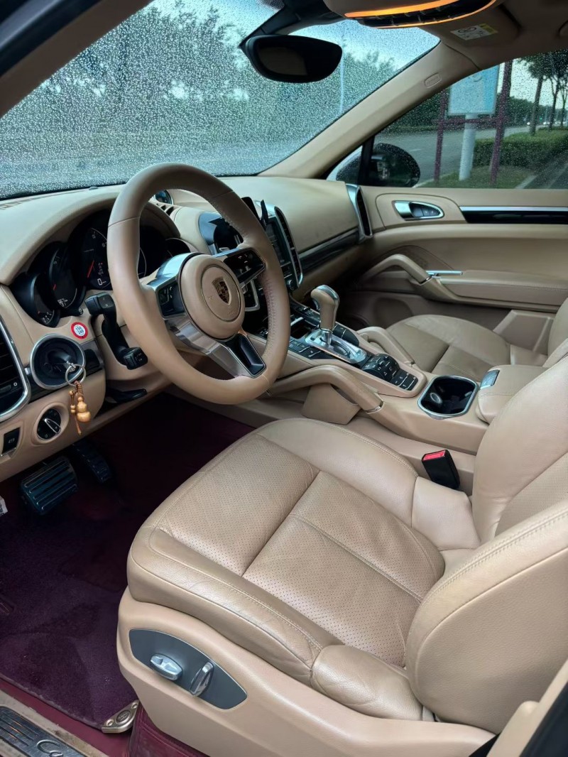 宿迁16年保时捷卡宴6