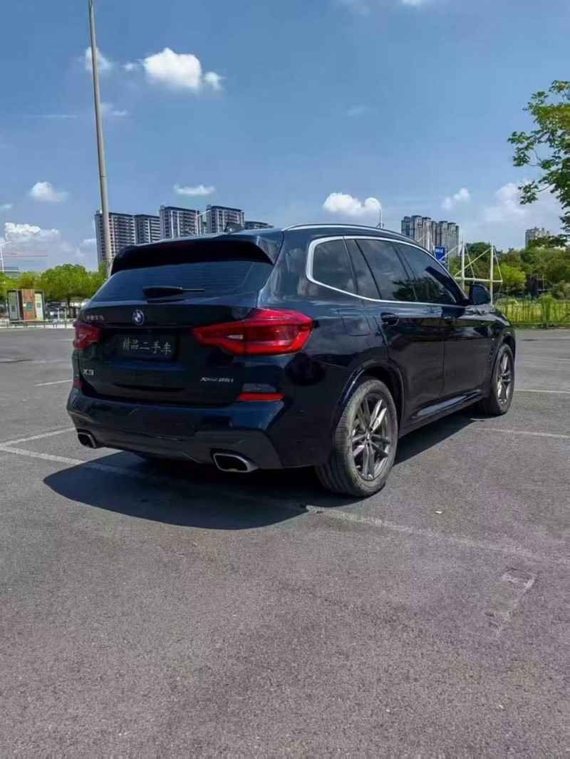 金华21年宝马X36