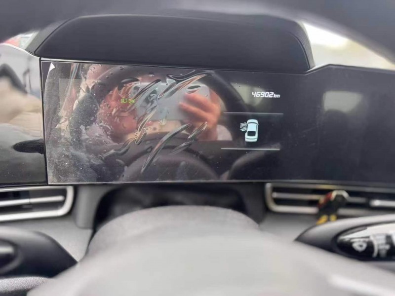 金华21年现代伊兰特8