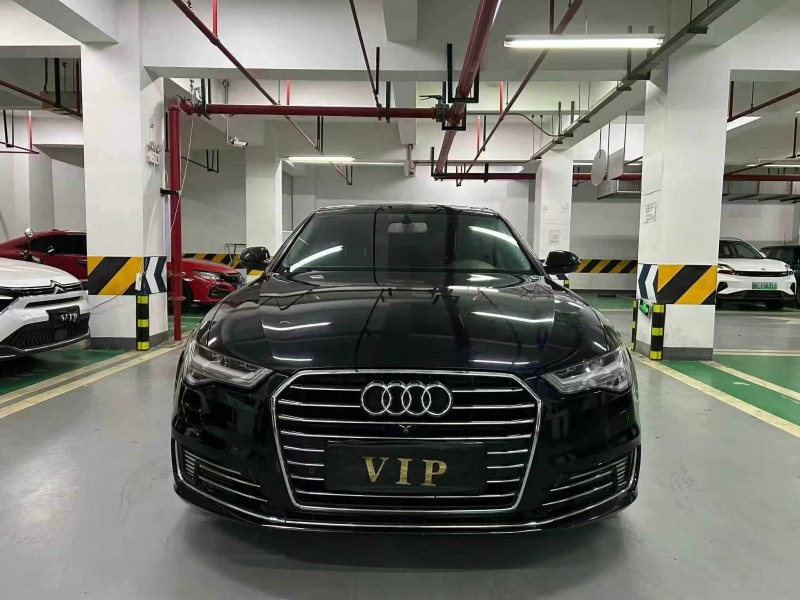 成都18年奥迪A6L8