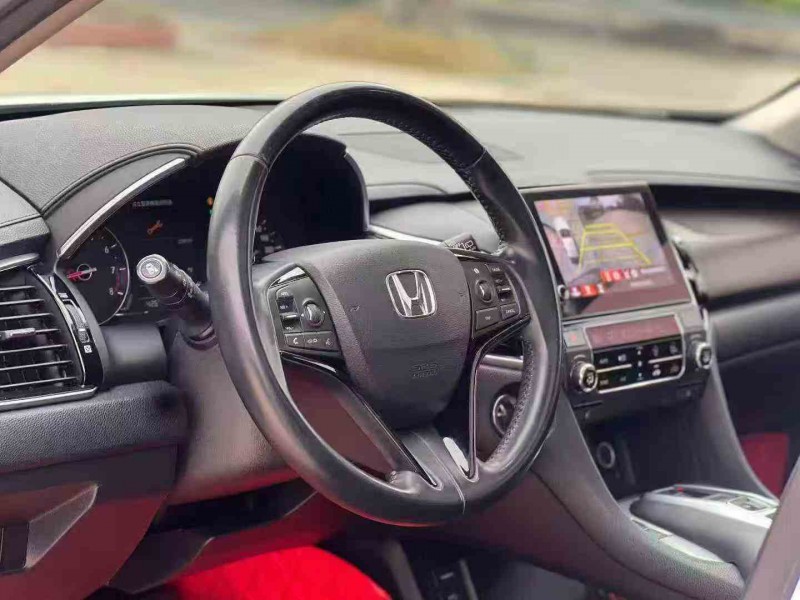 汕头17年本田冠道6