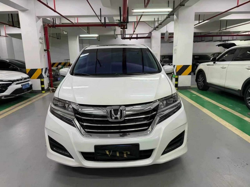 成都18年本田艾力绅1