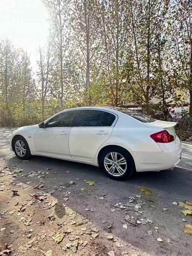 菏泽12年英菲尼迪G257