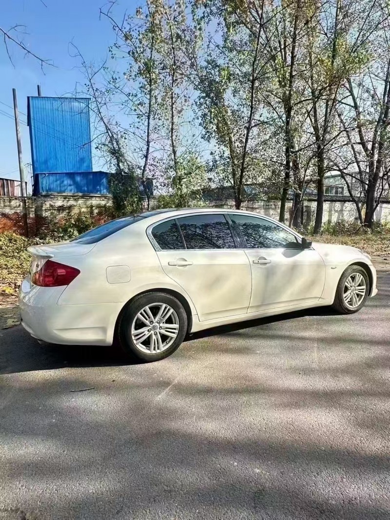 菏泽12年英菲尼迪G258