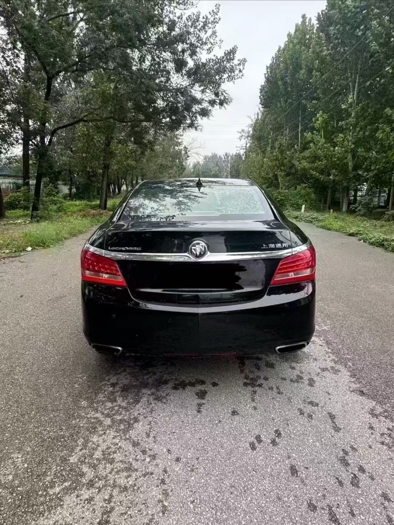 菏泽15年别克君越9