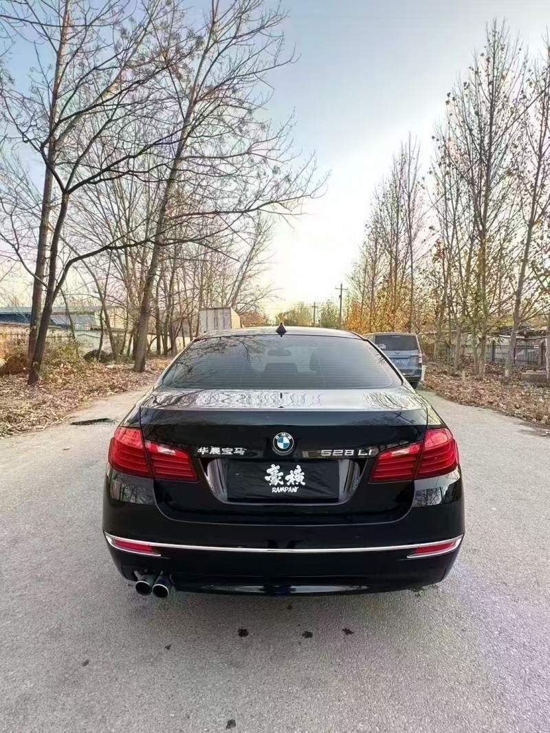 菏泽17年宝马5系9