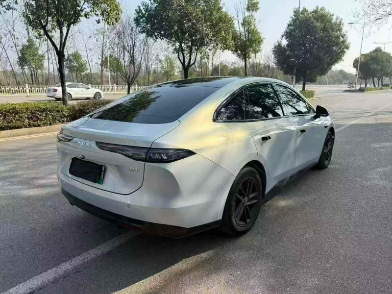 株洲25年传祺埃安RT8