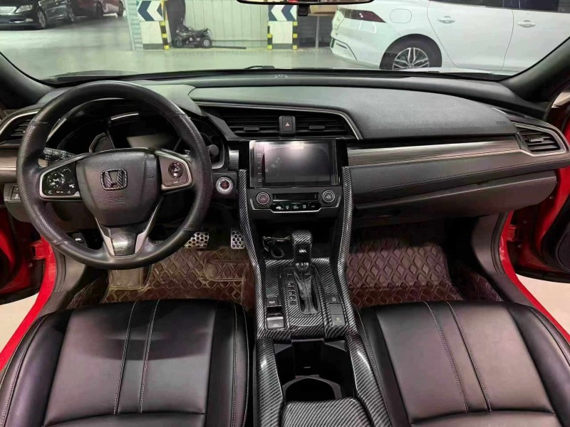 成都22年本田思域8