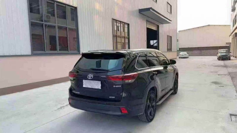 南平19年丰田汉兰达8