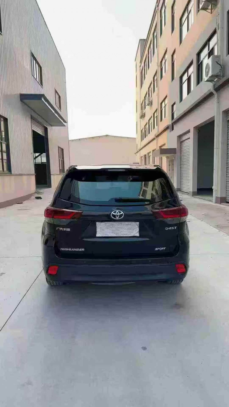 南平19年丰田汉兰达9