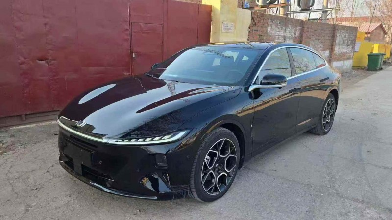 张家口25年长安汽车启源2