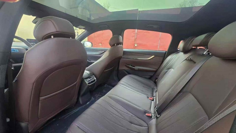 张家口25年长安汽车启源4