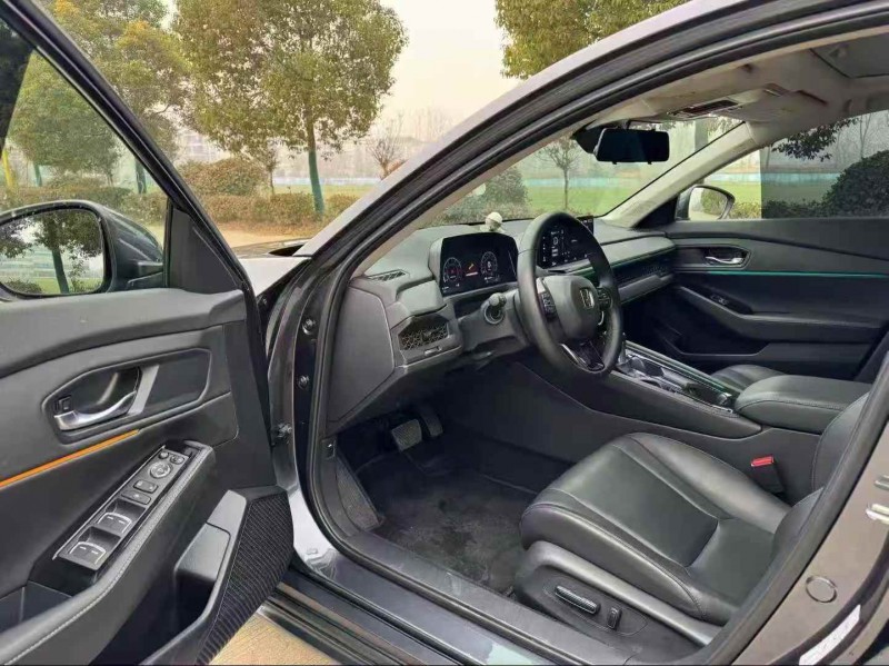 徐州24年本田雅阁4