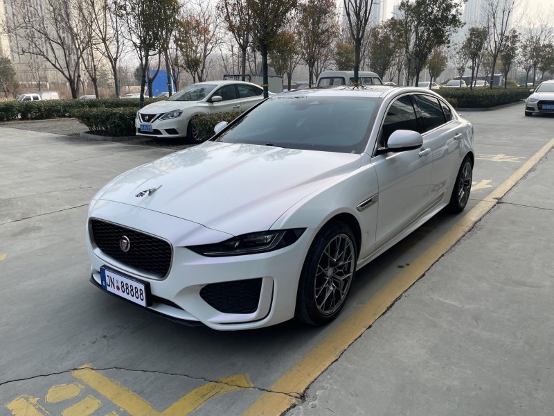 济宁22年捷豹XEL2