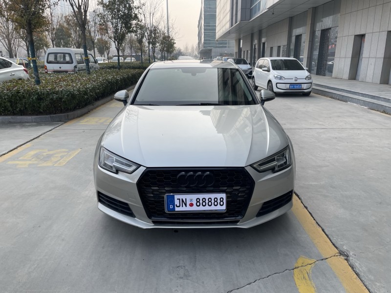 济宁17年奥迪A4L1