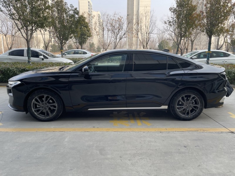 济宁24年福特蒙迪欧7