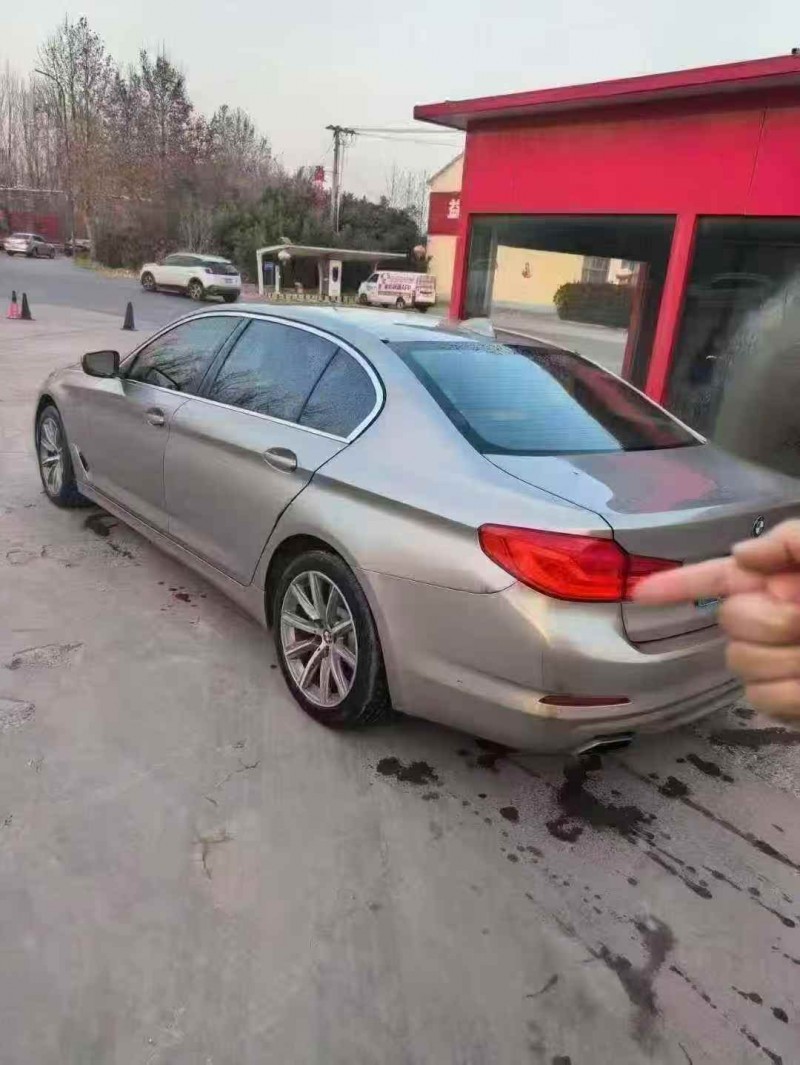 鹤壁18年宝马5系8