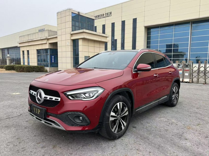 盐城22年奔驰GLA3