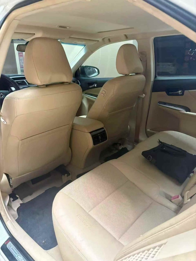 蚌埠17年丰田凯美瑞6