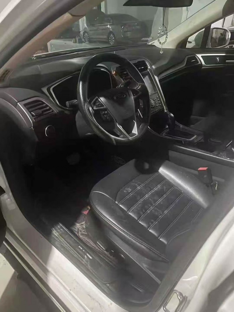 保定15年福特蒙迪欧4