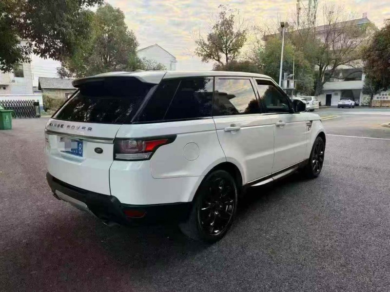 景德镇19年路虎揽胜运动8