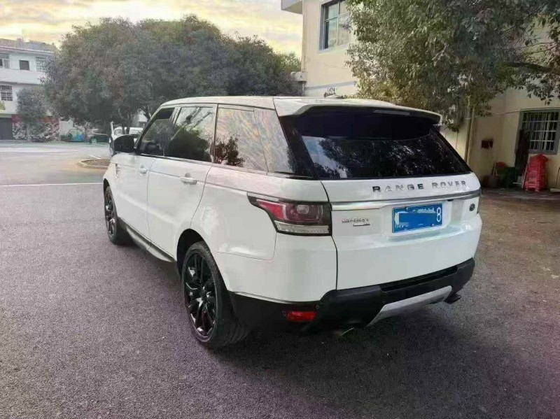 景德镇19年路虎揽胜运动9