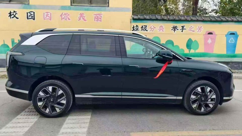 淄博25年传祺昊铂GT8