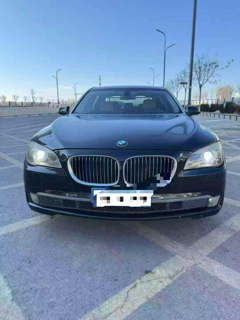 承德12年宝马7系1