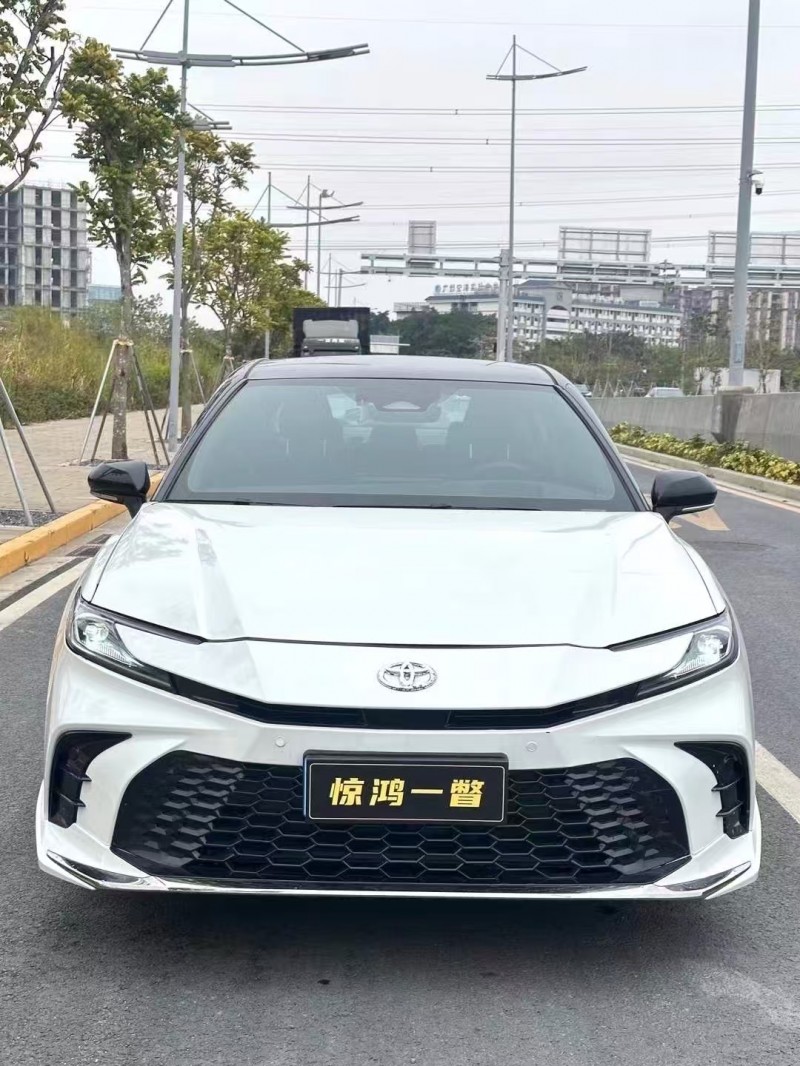 广州25年丰田凯美瑞1