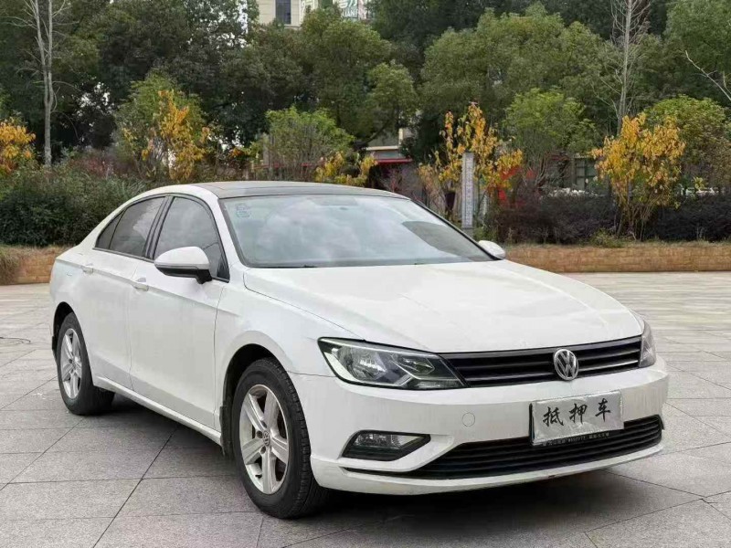 吉安17年大众凌渡2