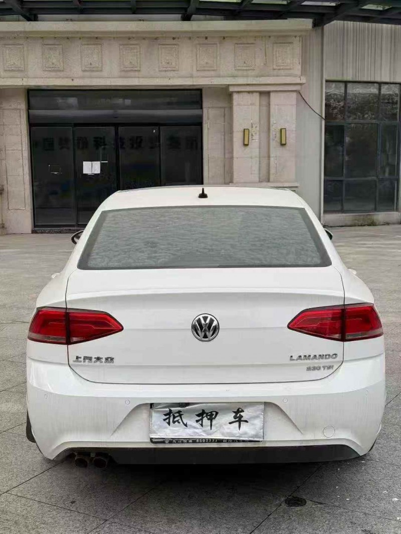 吉安17年大众凌渡8