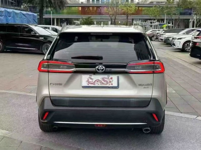 佛山21年丰田威兰达9