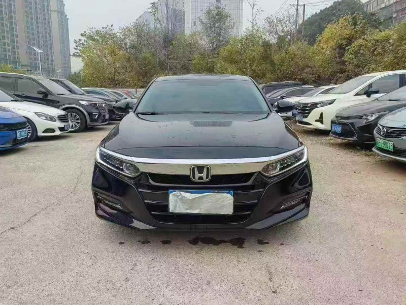 衡阳20年本田雅阁1