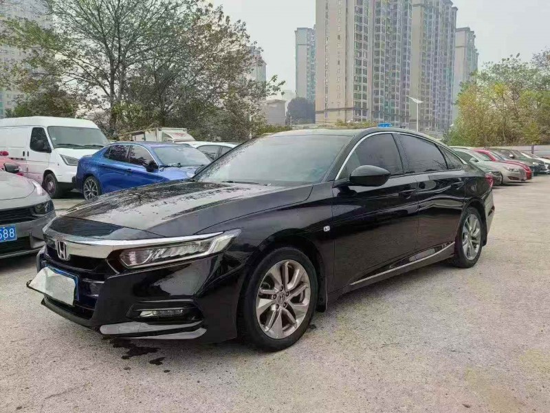 衡阳20年本田雅阁3