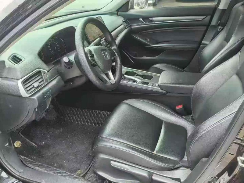 衡阳20年本田雅阁5