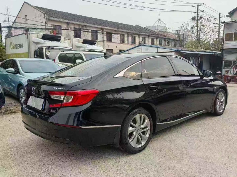 衡阳20年本田雅阁7