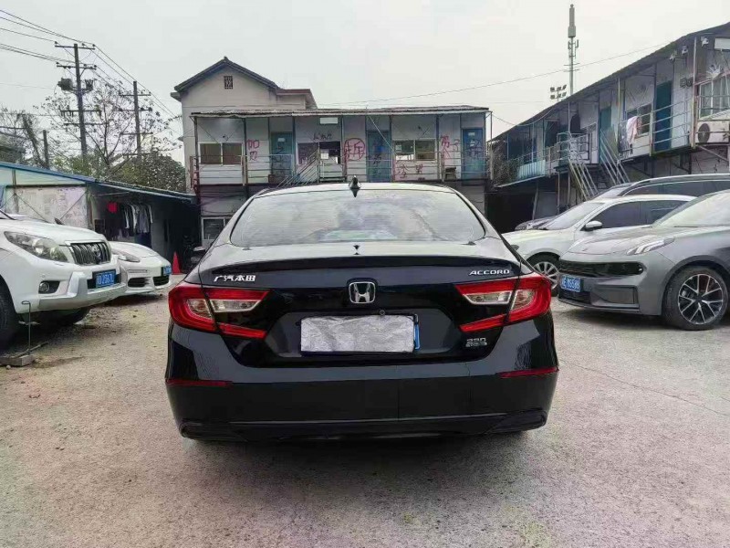 衡阳20年本田雅阁9