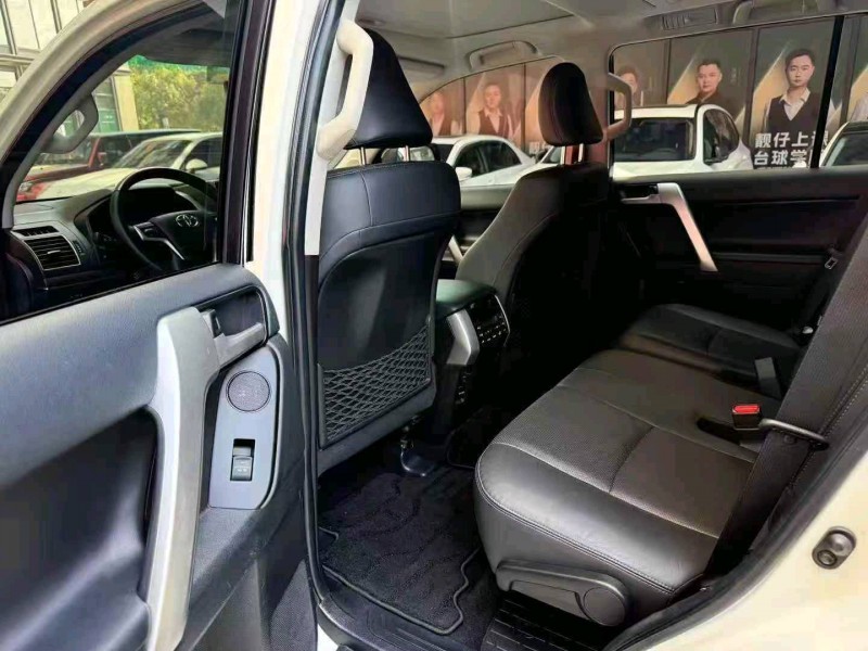 深圳18年丰田普拉多5