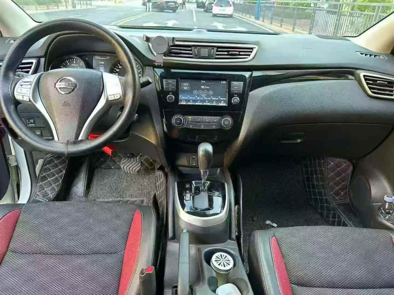 佛山19年日产逍客5