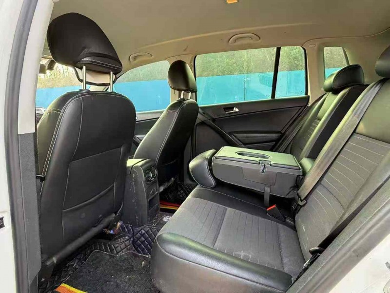 青岛19年大众途观5