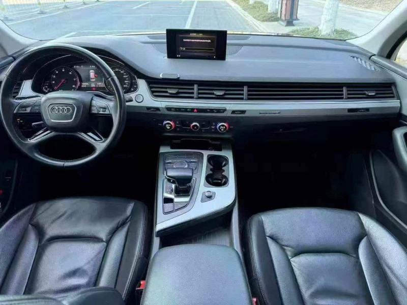 青岛20年奥迪Q77