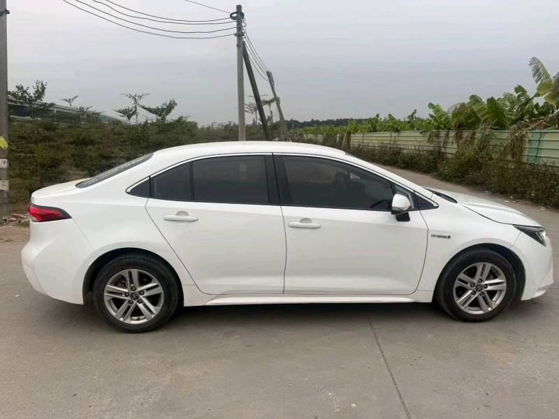 中山22年丰田雷凌3