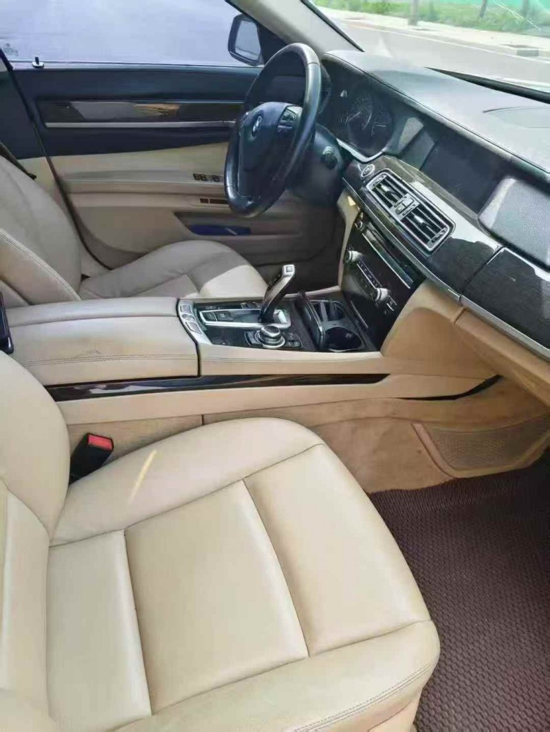 承德11年宝马7系5