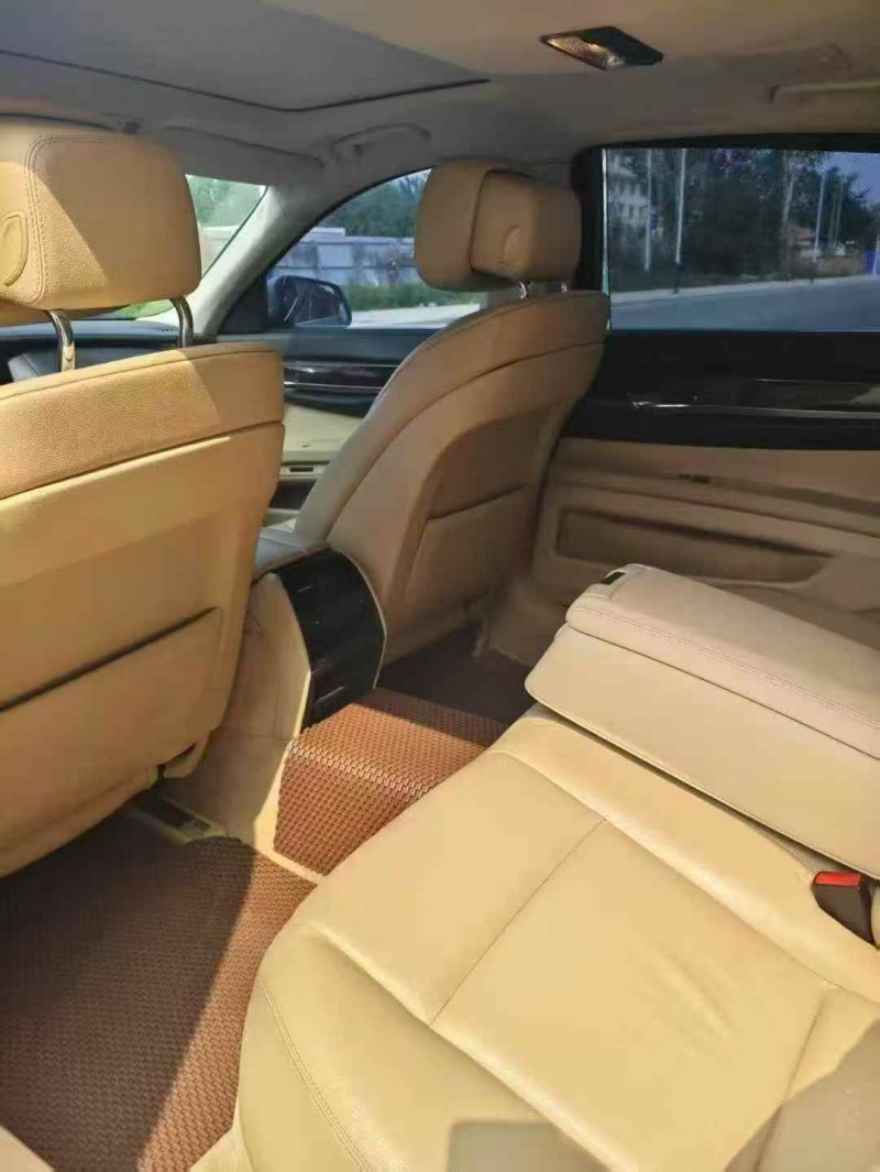 承德11年宝马7系6