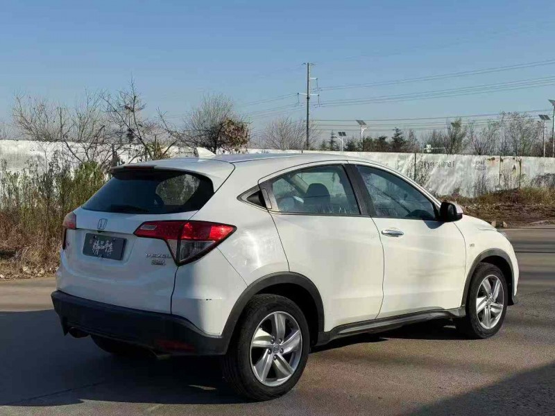 青岛21年本田缤智7