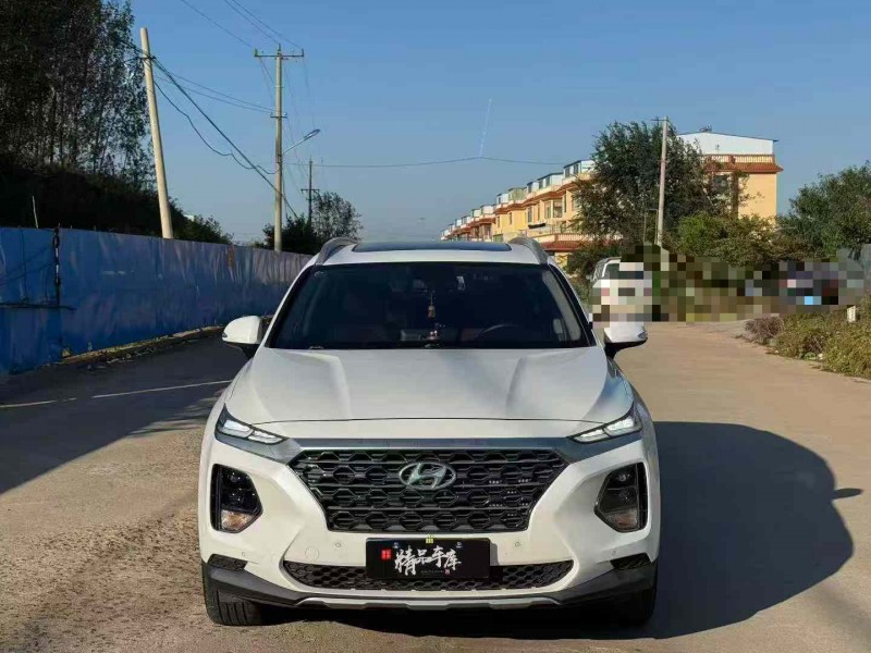 青岛21年现代全新胜达1