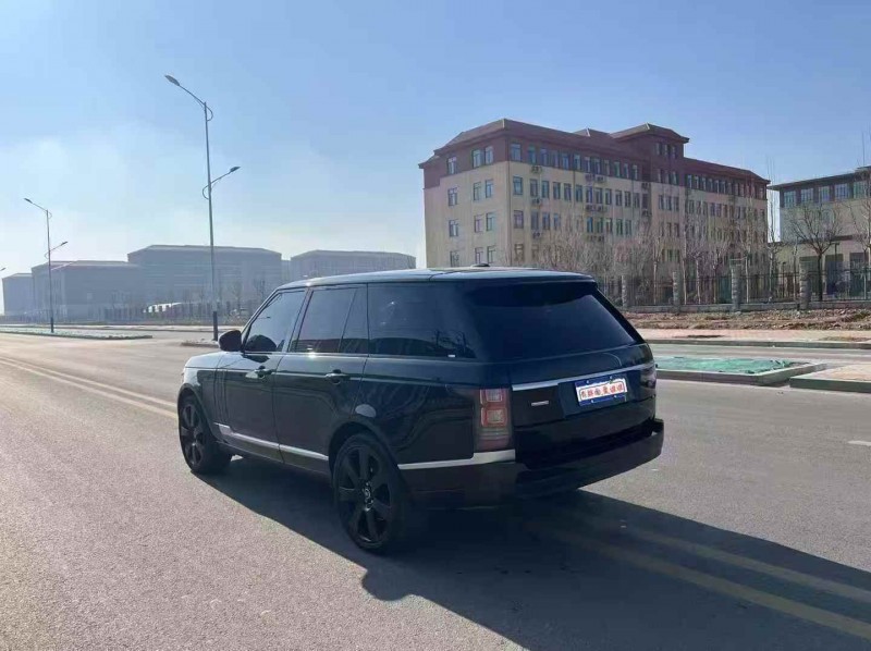 承德13年路虎揽胜行政8