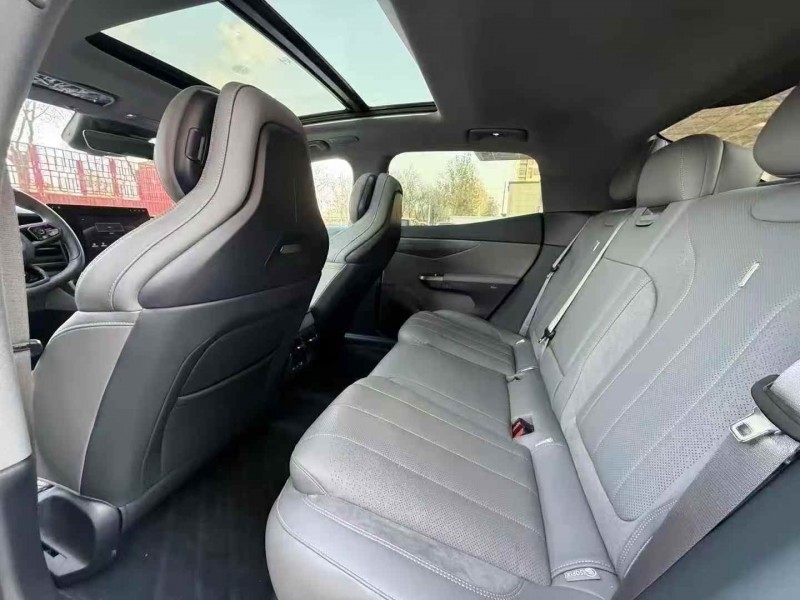 承德25年领克076